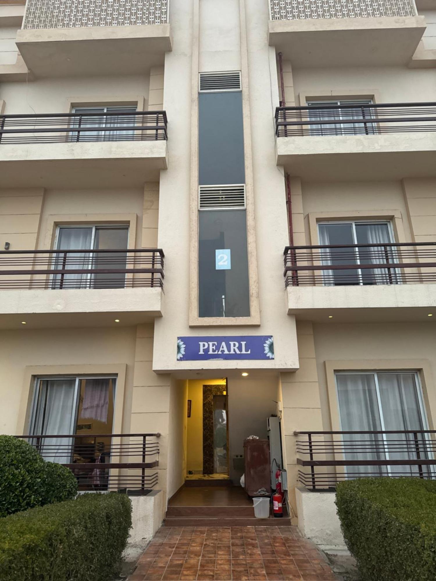 Pearl Suites At Omex Entrenity Vrindāvan Buitenkant foto